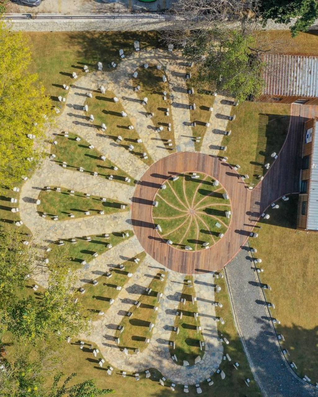 Kuşadası'nda Osmanlı Dönemi Mezar Taşları Açıkhava Sergisi Açıldı