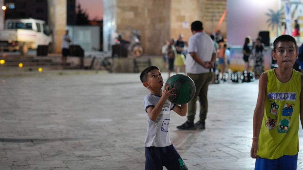 Didim Belediyesi Yaz Etkinlikleri Kapsamında Adres Türkü Grubu Konseri Düzenliyor