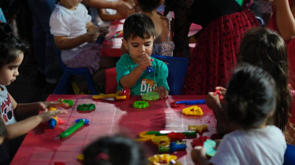 Didim Belediyesi Yaz Etkinlikleri Kapsamında Adres Türkü Grubu Konseri Düzenliyor