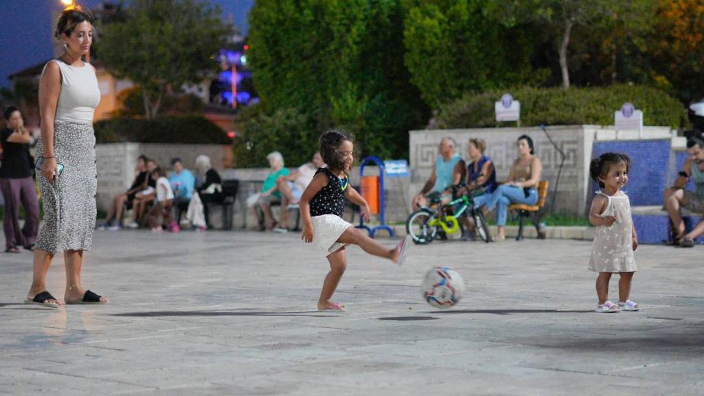 Didim Belediyesi Yaz Etkinlikleri Kapsamında Adres Türkü Grubu Konseri Düzenliyor