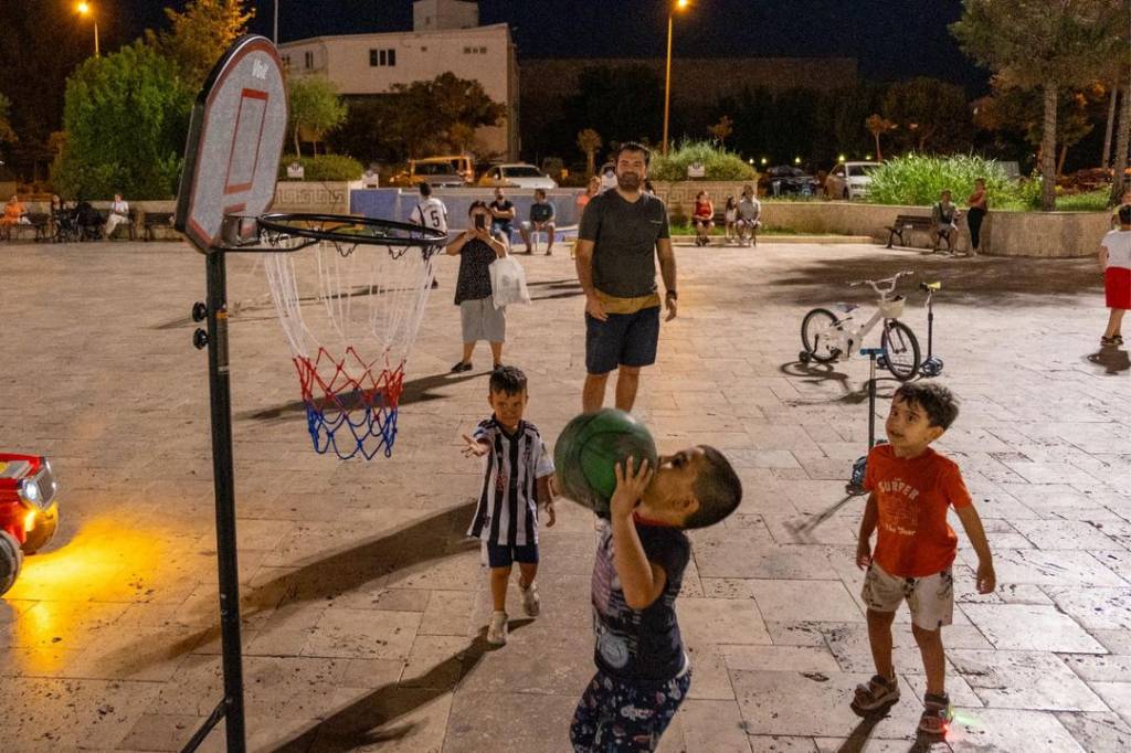 Didim Belediyesi Yaz Etkinlikleri Kapsamında Ritim Grubu Konseri Düzenliyor