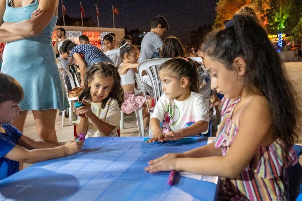 Didim Belediyesi Yaz Etkinlikleri Kapsamında Ritim Grubu Konseri Düzenliyor