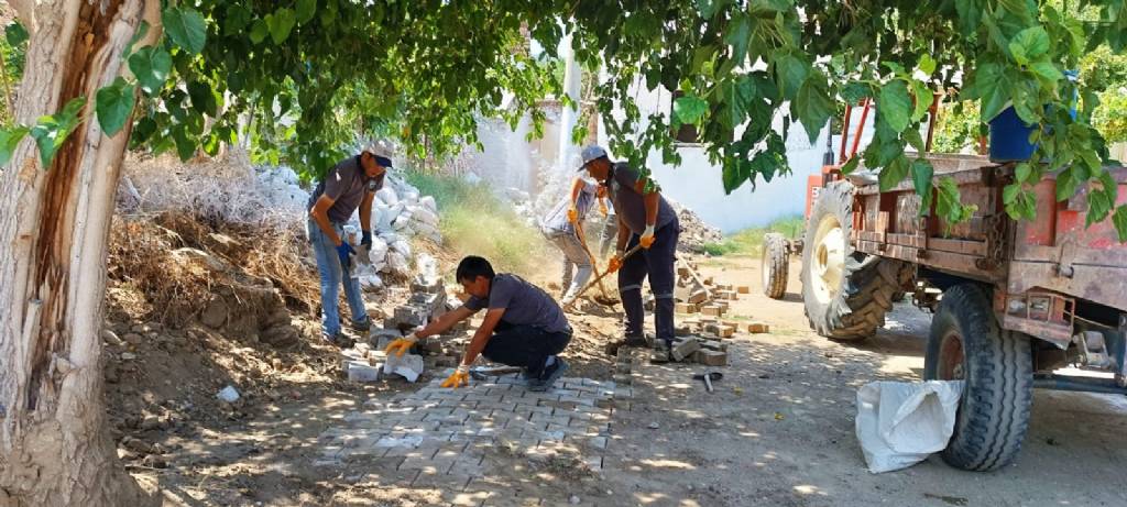 Bozdoğan'da Yol Bakım ve Onarım Çalışmaları Devam Ediyor