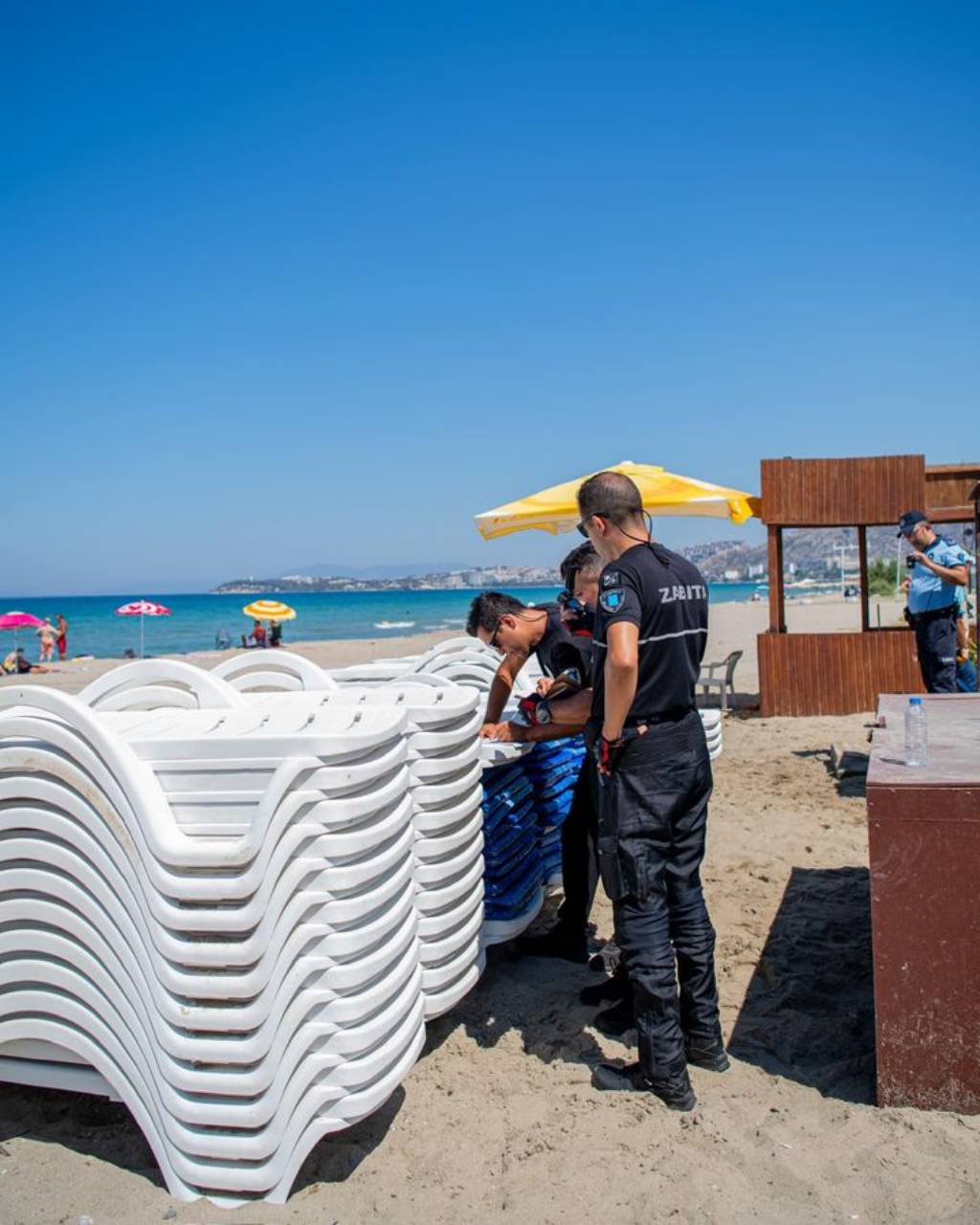 Kuşadası Belediyesi'nden Ücretsiz Plaj Hizmeti Uyarısı