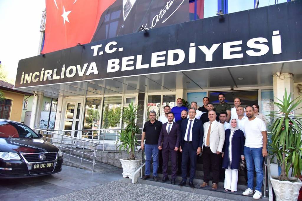 İncirliova Belediyesi, AK Parti ve MHP İlçe Teşkilatını Ağırladı