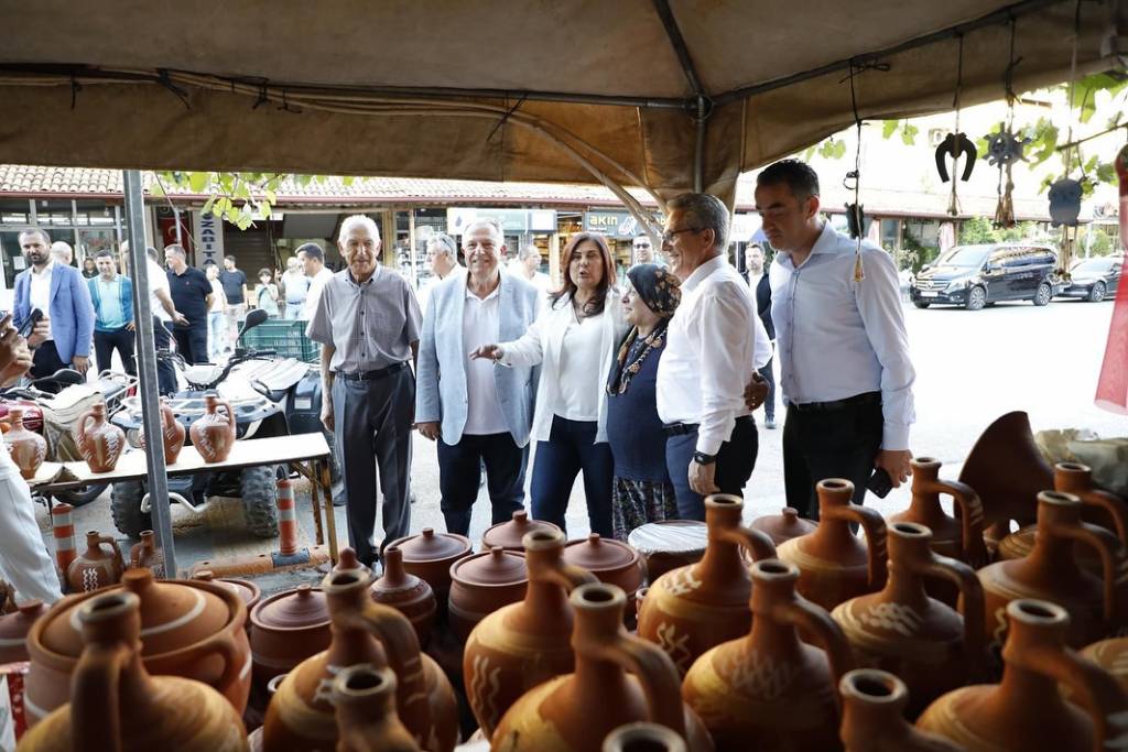 Özlem Çerçioğlu, Karacasu'da Vatandaşlarla Buluştu