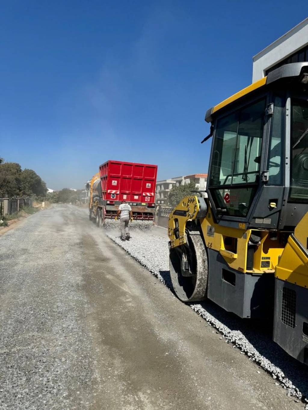 Efeler Belediyesi Yol Onarım Çalışmalarına Devam Ediyor