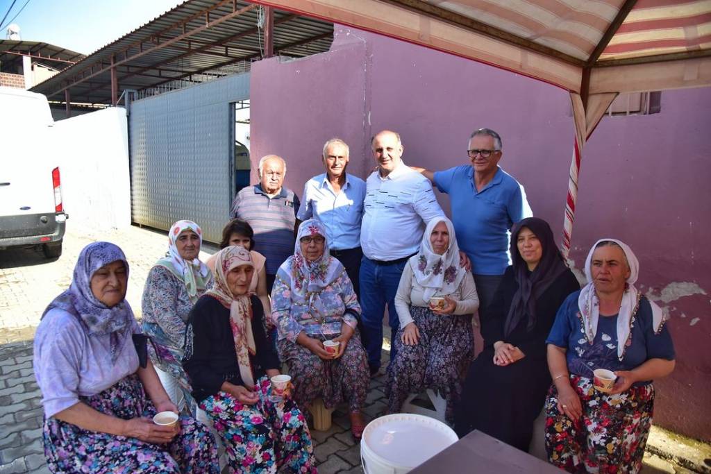 İncirliova Belediye Başkanı Aytekin Kaya, Aşure Hayrına Katıldı