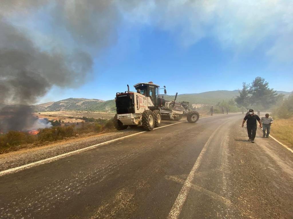 Bozdoğan Belediyesi Yangınla Mücadelede Sahada