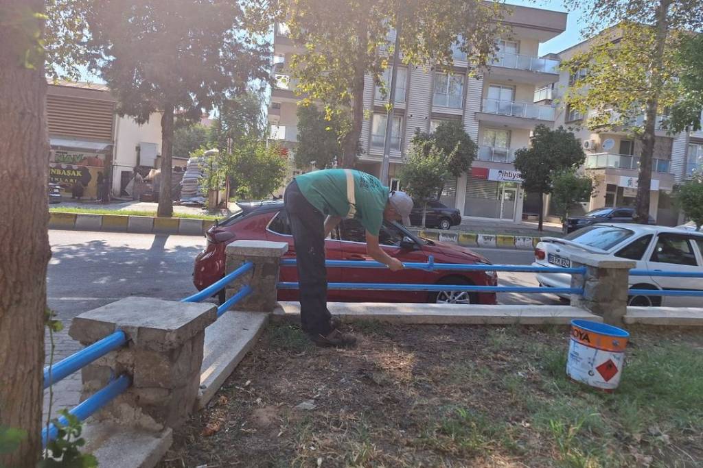 Efeler Belediyesi Parklarını Yeniliyor