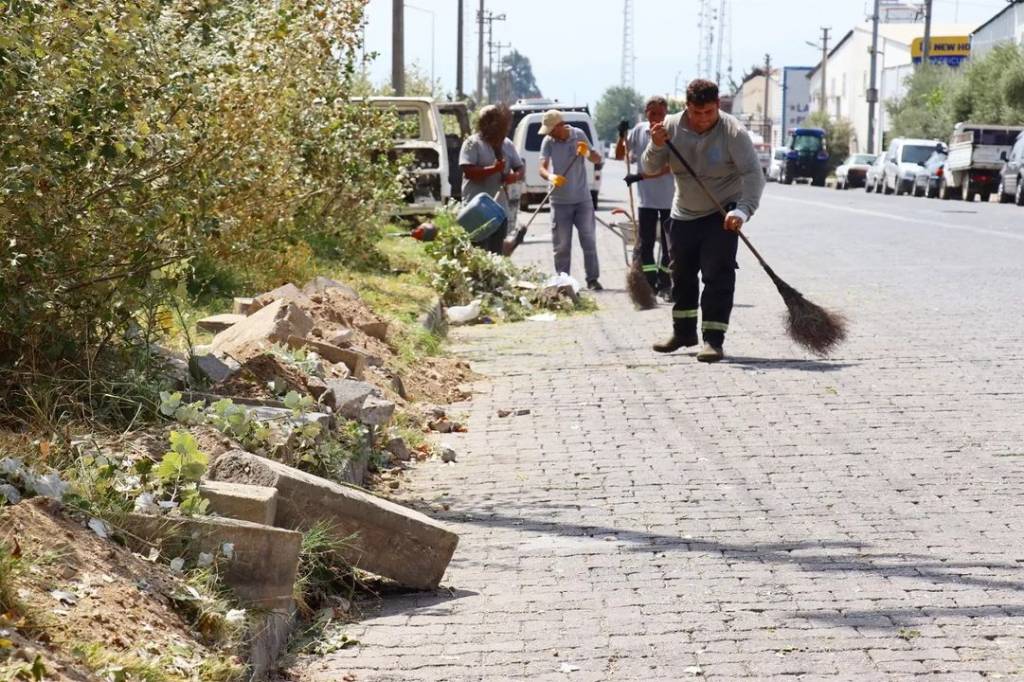 Nazilli Belediyesi'nden Yeni Sanayi Bölgesi'nde Temizlik Hamlesi