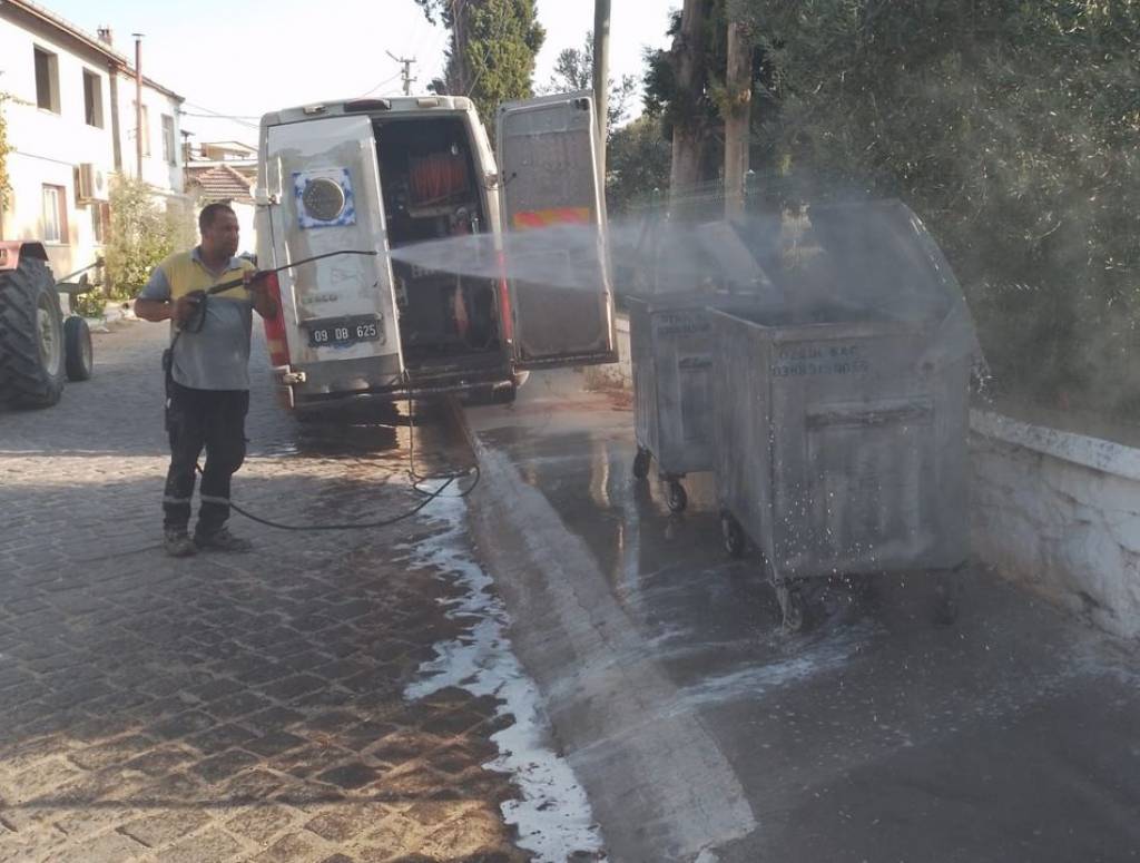 Didim Belediyesi Temizlik ve Dezenfekte Çalışmalarını Tamamladı