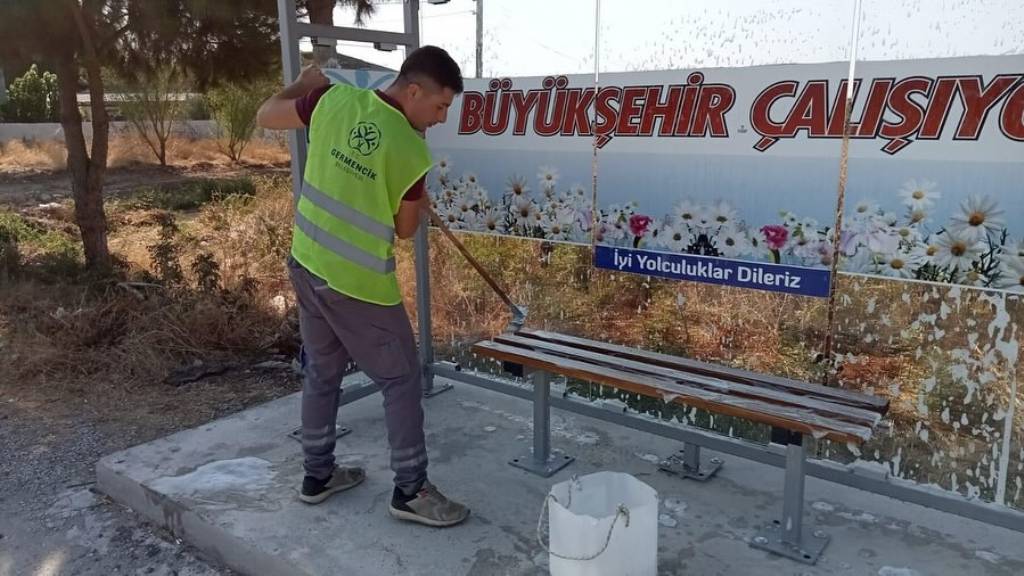 Germencik Belediyesi'nden Temizlik Çalışmaları