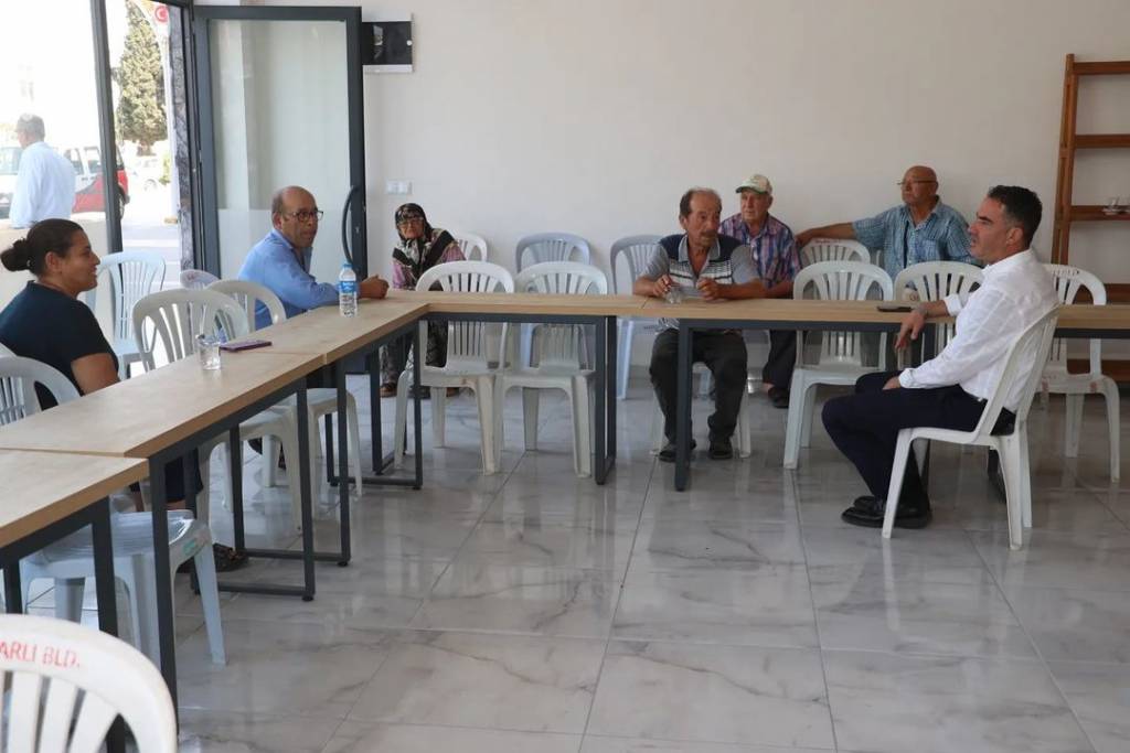 Koçarlı Belediye Başkanı Özgür Arıcı, Halk Buluşmasında Vatandaşlarla Bir Araya Geldi