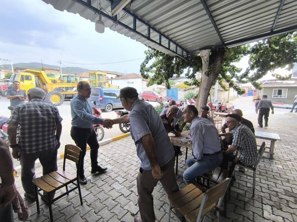 Aydın Milletvekili Evrim Karakoz, Donduran Mahallesi'nde Çalışmaları Takip Etti