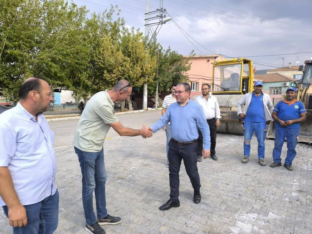 Aydın Milletvekili Evrim Karakoz, Donduran Mahallesi'nde Çalışmaları Takip Etti