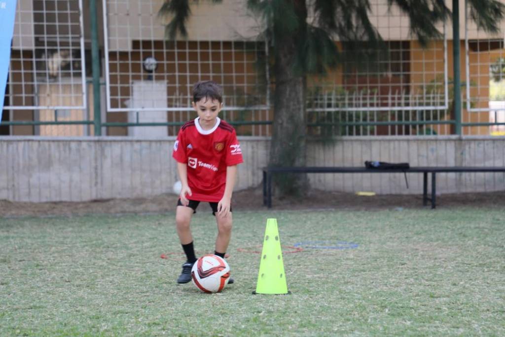 Aydın Büyükşehir Belediyesi'nden Yaz Spor Kursları: Geleceğin Sporcuları Yetişiyor