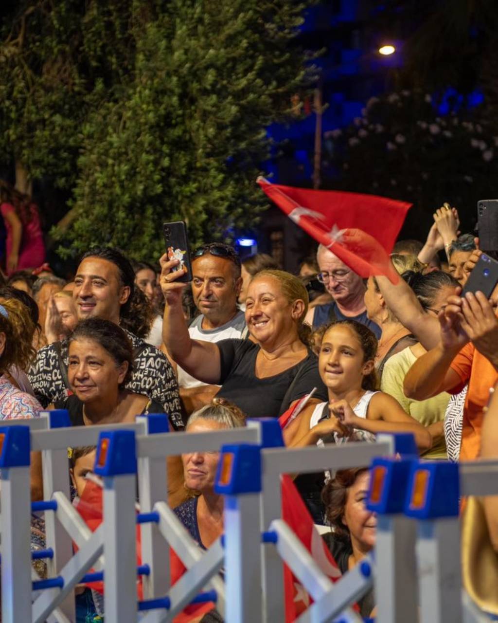 Kuşadası'nda 30 Ağustos Zafer Bayramı Coşkuyla Kutlandı