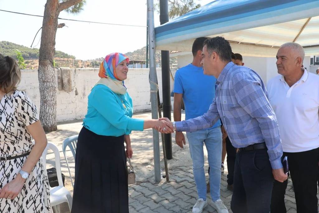 Koçarlı Belediye Başkanı Özgür Arıcı, Yeniköy'de Düğün Cemiyetine Katıldı