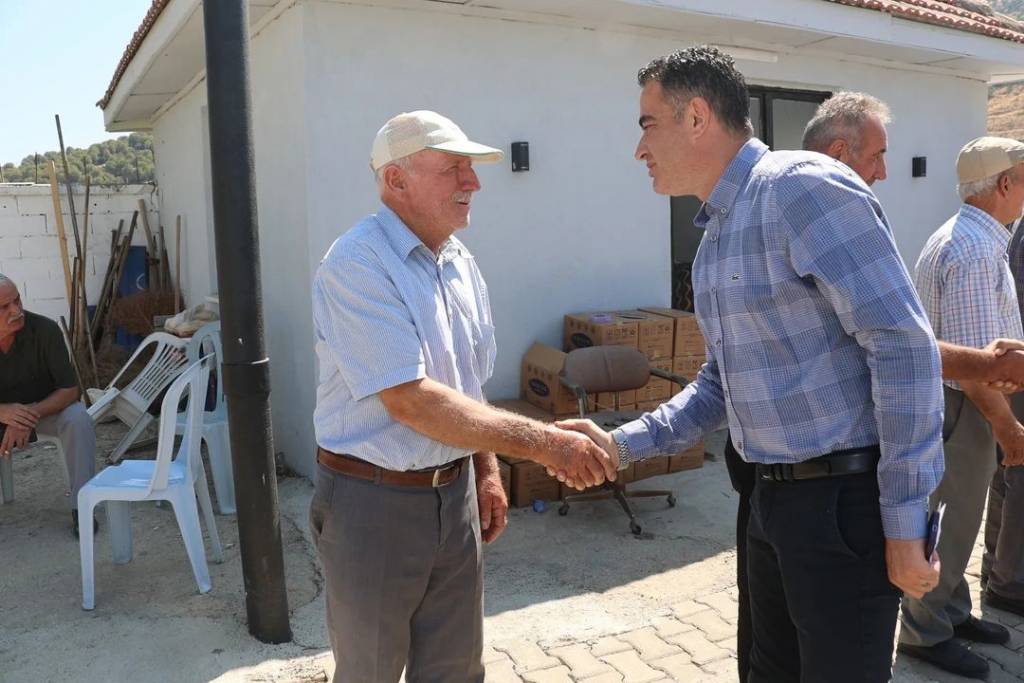 Koçarlı Belediye Başkanı Özgür Arıcı, Yeniköy'de Düğün Cemiyetine Katıldı