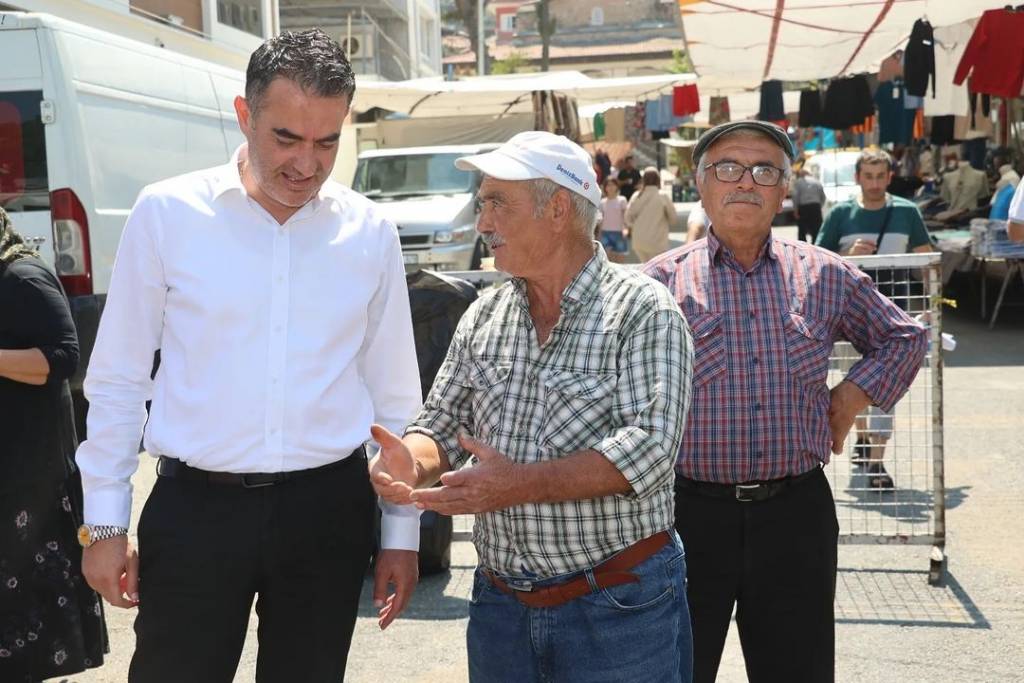 Koçarlı'da Limonata İkramı ve Vatandaşlarla Buluşma