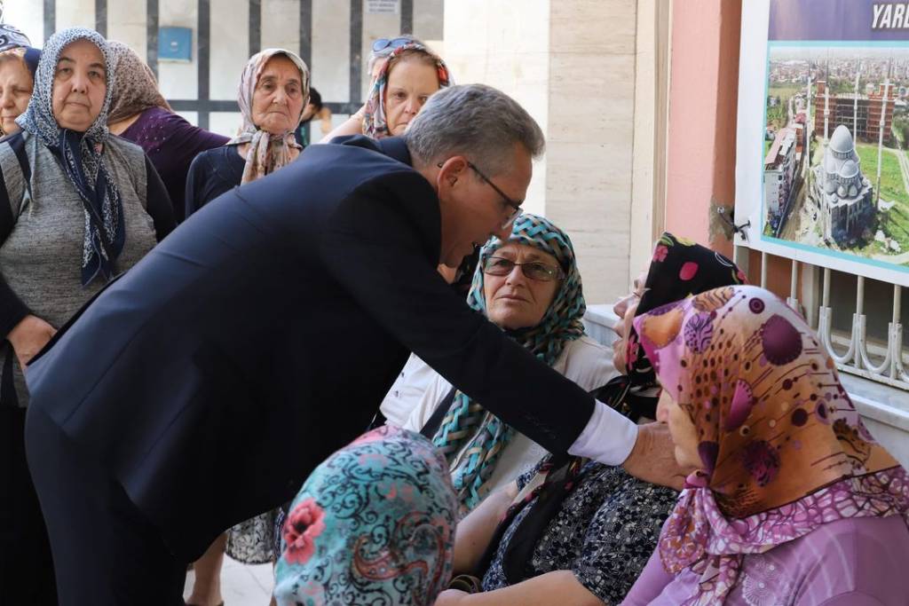 Nazilli Belediye Başkanı Ertuğrul Tetik, Astsubay Mutlu Keçeli'nin Cenaze Törenine Katıldı