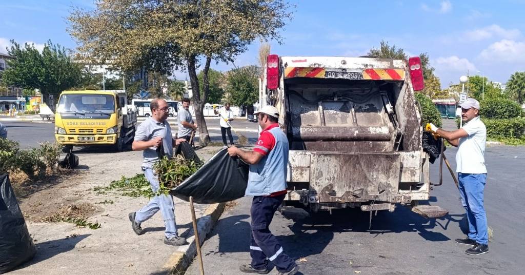 Söke Belediyesi Eski Otogar Alanında Temizlik Çalışmaları Başlattı