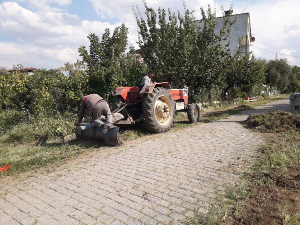 Karacasu Belediyesi Temizlik Ekipleri Rutin Çalışmalarına Devam Ediyor