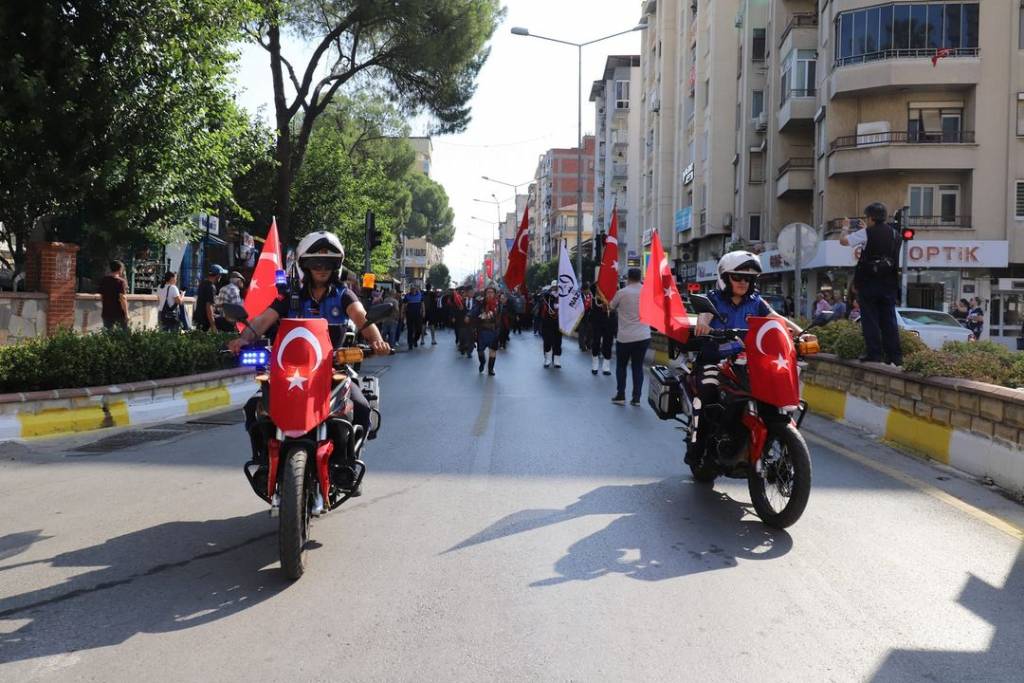 Nazilli Belediye Başkanı Ertuğrul Tetik: 7'den 70'e Coşkuyu Birlikte Yaşamak Gurur Verici