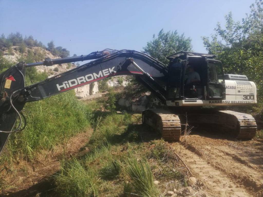 Güzelköy Mahallesi'nde Sel Felaketi Sonrası Tamirat Çalışmaları Başlatıldı