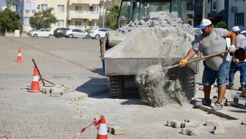 Didim Belediyesi Yol Bakım ve Onarım Çalışmalarını Tamamladı