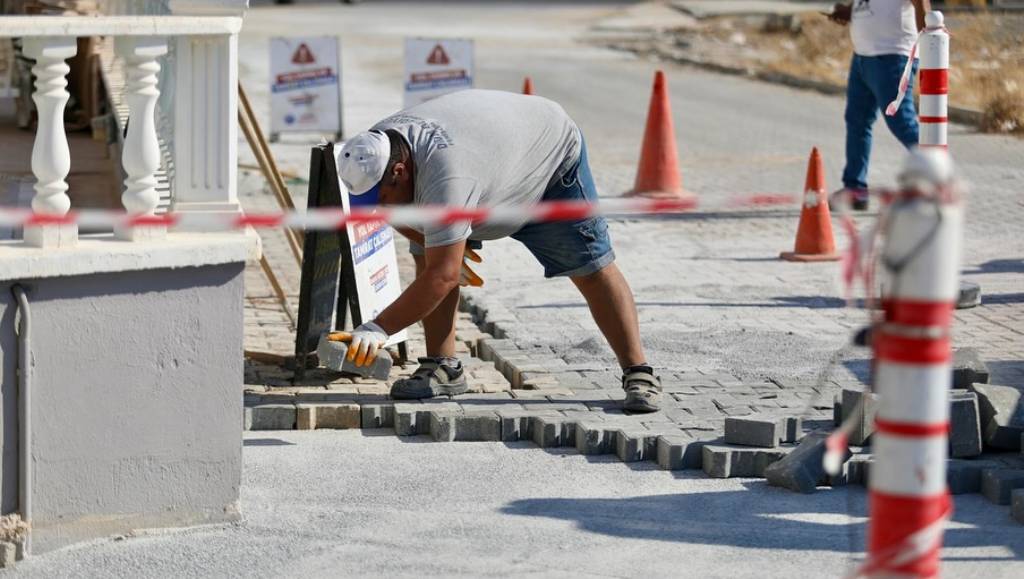 Didim Belediyesi Yol Bakım ve Onarım Çalışmalarını Tamamladı