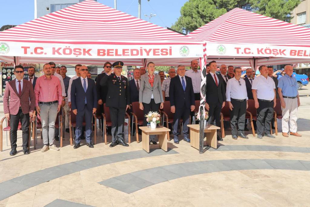 Köşk Belediye Başkanı Nuri Güler, Kurtuluş Bayramı Törenine Katıldı