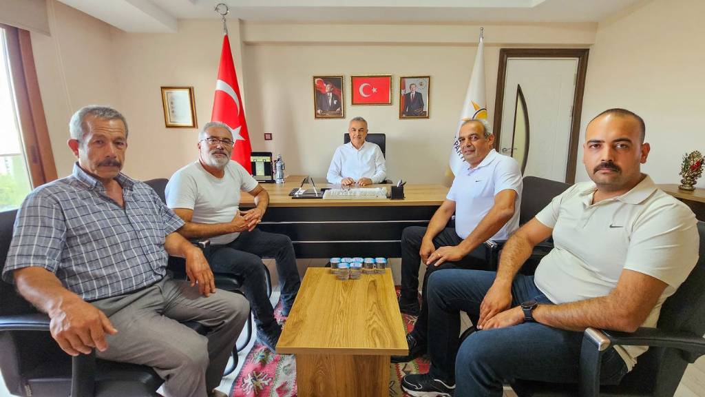 Aydın Milletvekili Mustafa Savaş, Yerel Yönetim Temsilcilerini Ağırladı