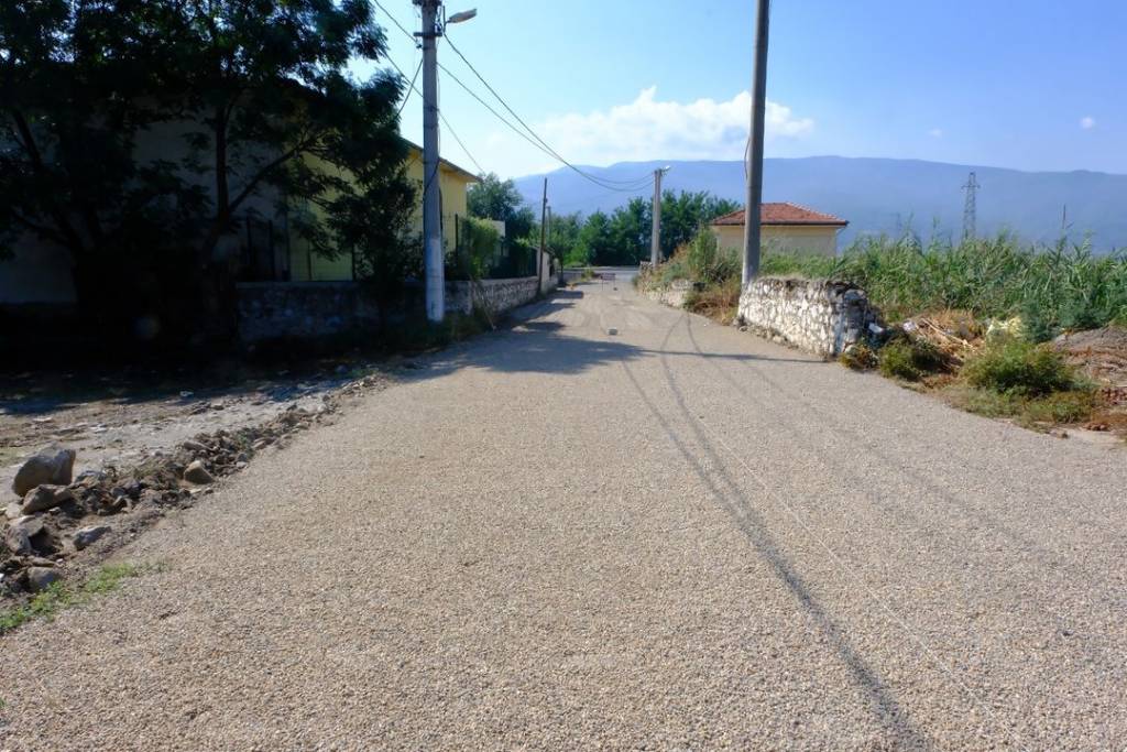 Kuyucak Belediyesi Yol Çalışmalarını Tamamladı