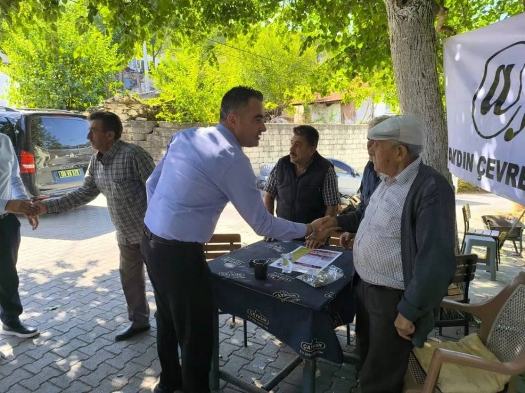 Koçarlı Belediye Başkanı Özgür Arıcı, Kızılcabölük'te Madenlere Karşı Direniş İçin Hemşehrileriyle Buluştu