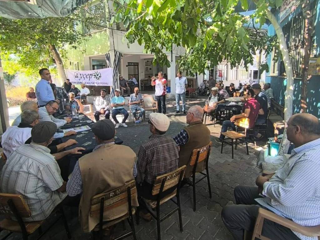 Koçarlı Belediye Başkanı Özgür Arıcı, Kızılcabölük'te Madenlere Karşı Direniş İçin Hemşehrileriyle Buluştu