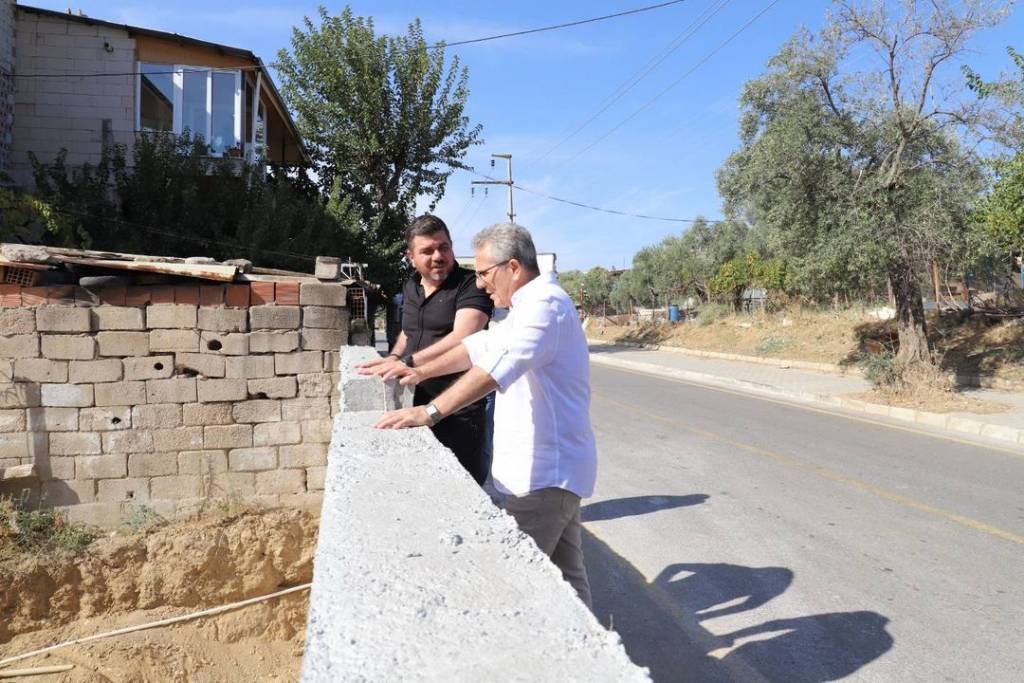 Nazilli Belediye Başkanı Tetik, Pınarbaşı Mahallesi'nde Temizlik Çalışmalarını İnceledi