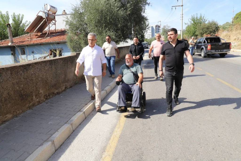 Nazilli Belediye Başkanı Tetik, Pınarbaşı Mahallesi'nde Temizlik Çalışmalarını İnceledi