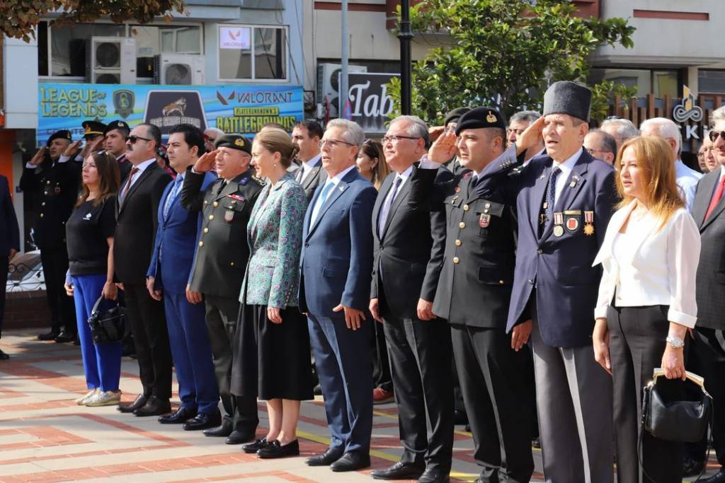 Nazilli Belediye Başkanı Ertuğrul Tetik, Gaziler Günü'nü Kutladı