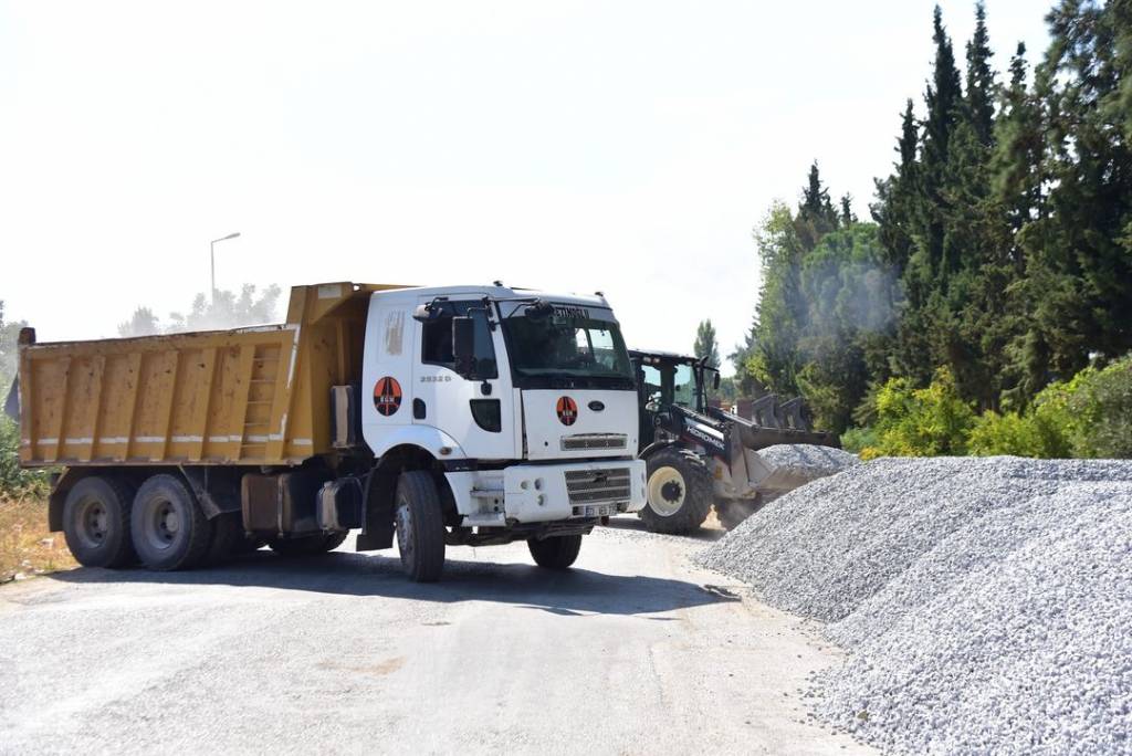 İncirliova'da Yeni Yol Çalışmaları Başladı