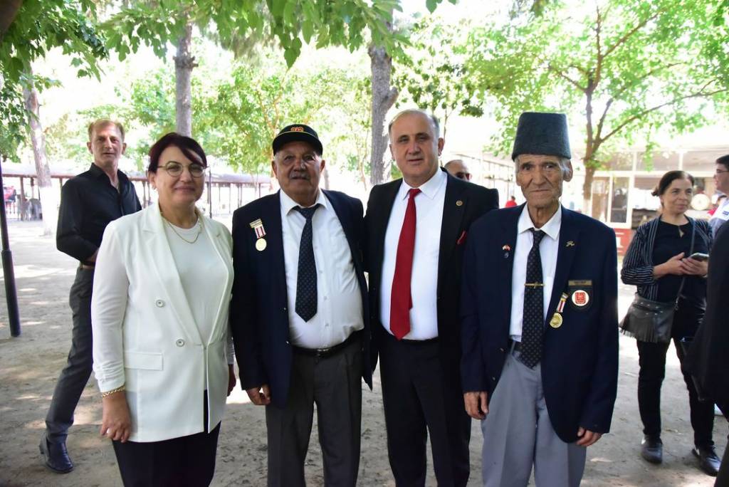 İncirliova Belediye Başkanı Aytekin Kaya, Gaziler Günü'nde Gazileri Ağırladı