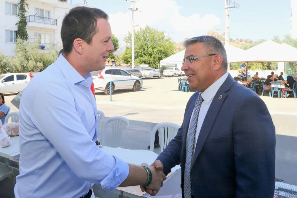 Köşk Belediye Başkanı Nuri Güler, Hayır Yemeğine Katıldı