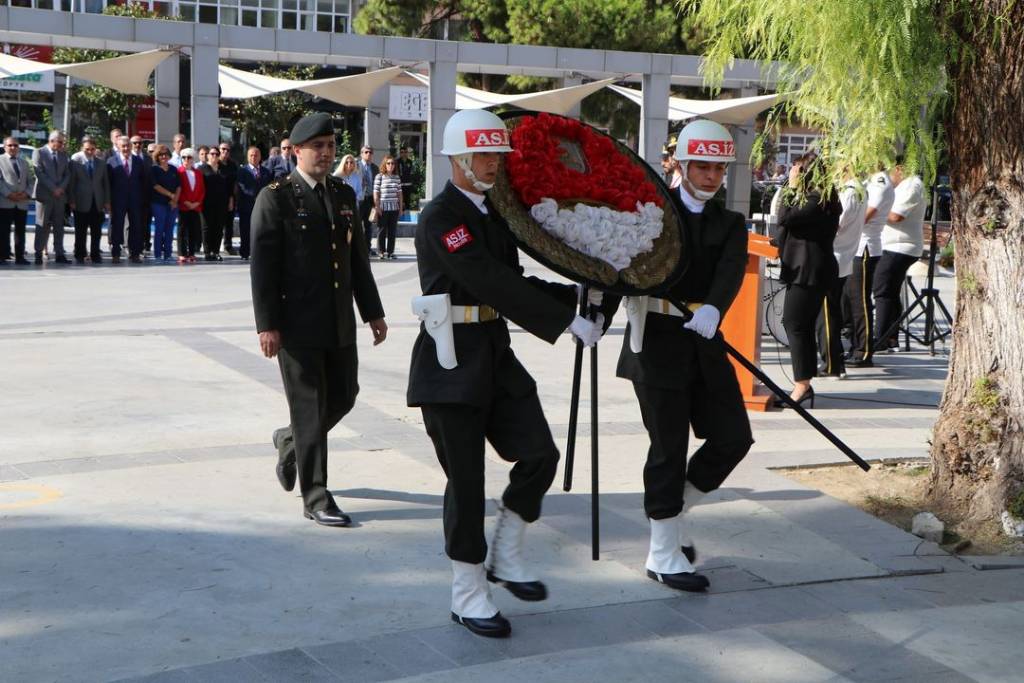 Söke Belediyesi'nden Gaziler Günü Kutlaması