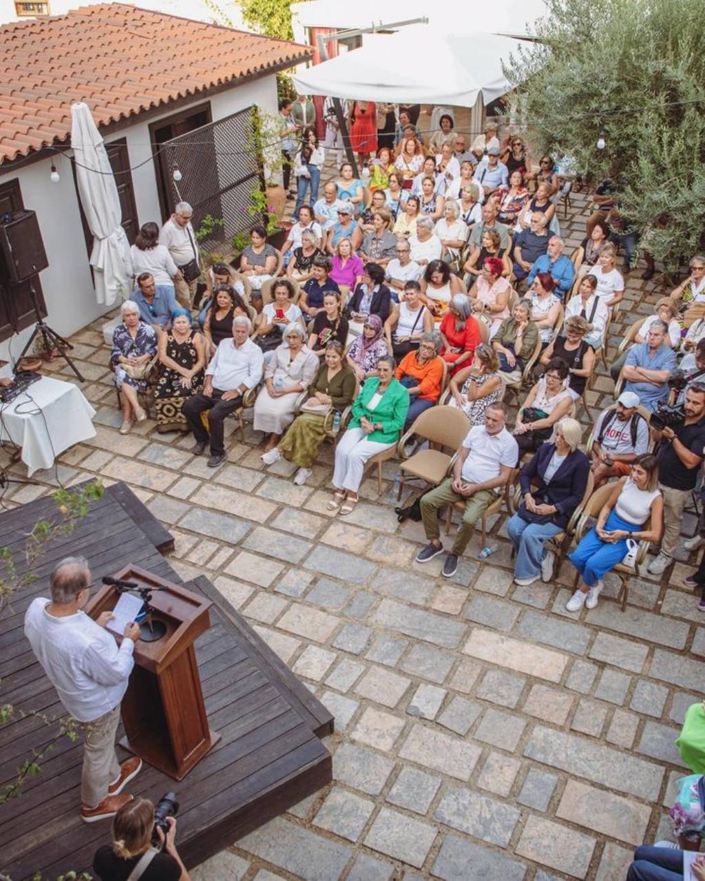 Kuşadası'nda İkioklu Mahalle Şenliği Başladı