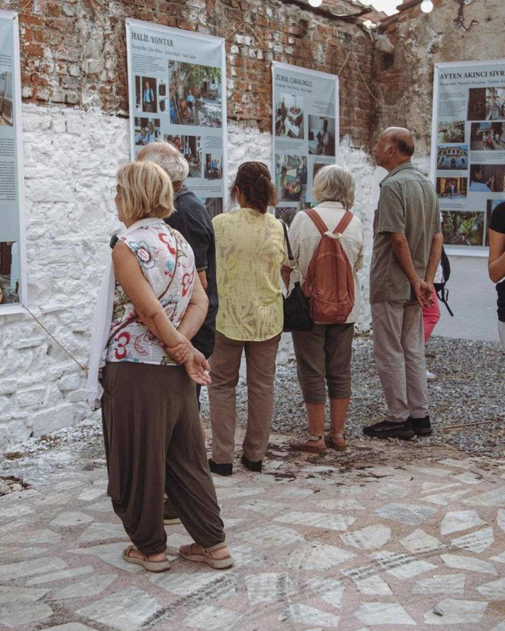 Kuşadası'nda İkioklu Mahalle Şenliği Başladı