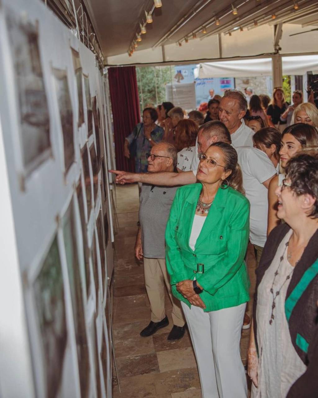 Kuşadası'nda İkioklu Mahalle Şenliği Başladı