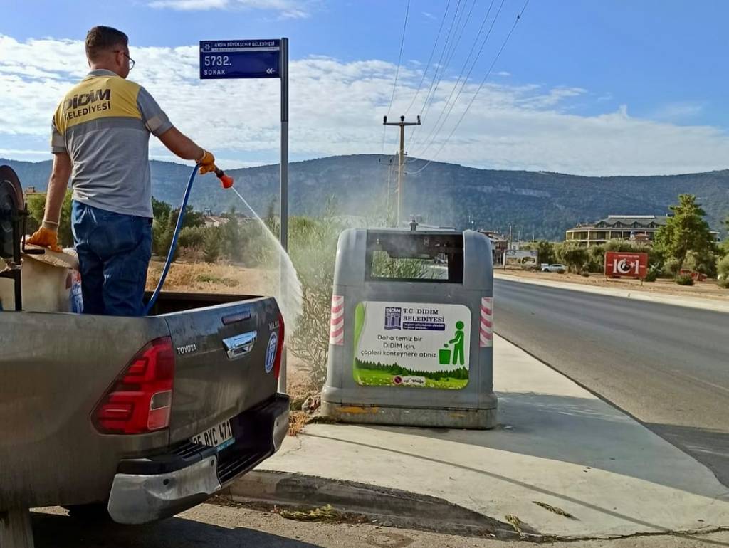 Didim Belediyesi, Haşere Mücadelesine Devam Ediyor