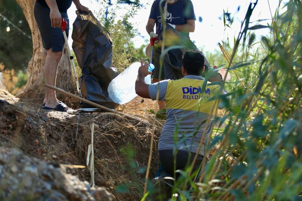 Didim Belediyesi'nden Dünya Temizlik Günü Etkinliği