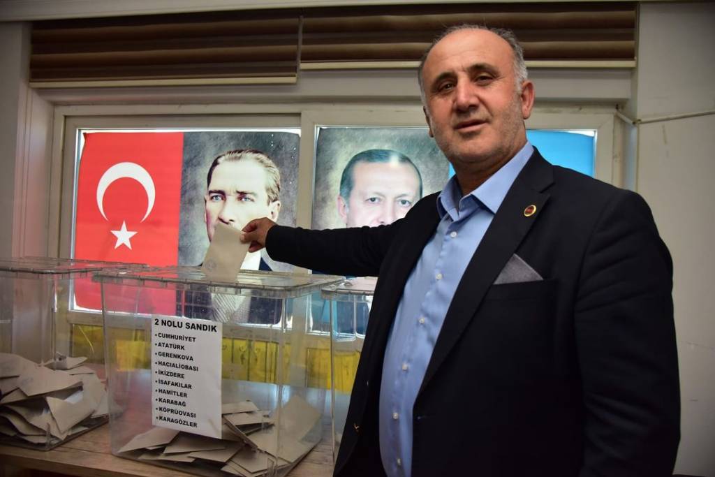 İncirliova'da AK Parti 8. Olağan Kongre Delege Seçimleri Yapıldı